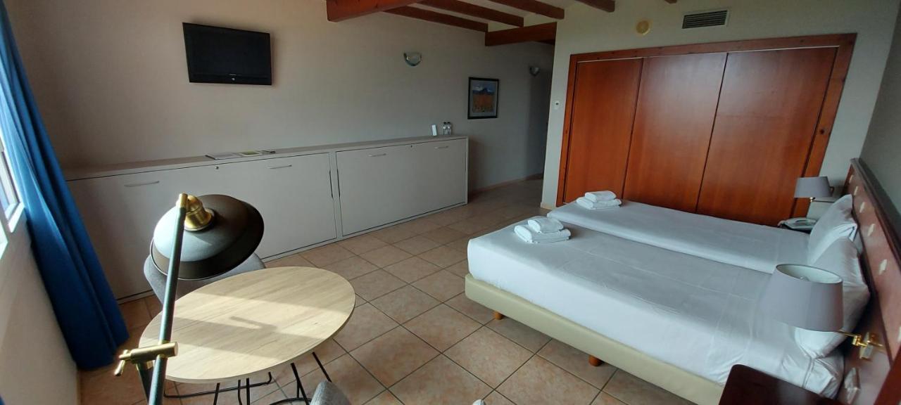 Mas De La Sala Hotel Sallent Kültér fotó