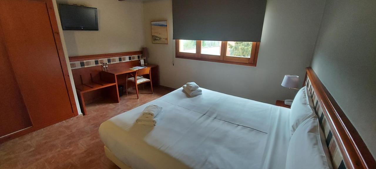 Mas De La Sala Hotel Sallent Kültér fotó